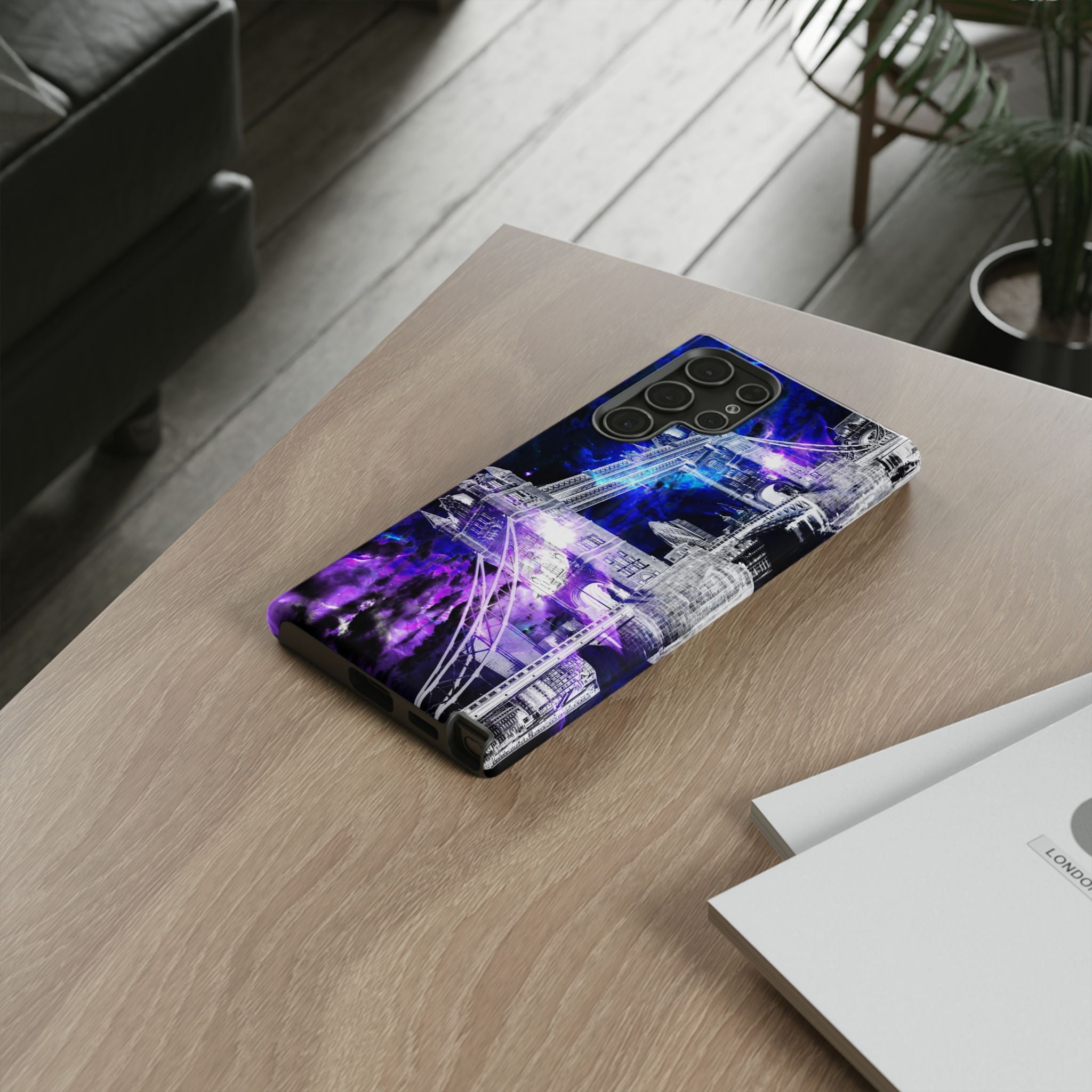 Ad Amorem Amisi London Dreams Tough Phone Cases