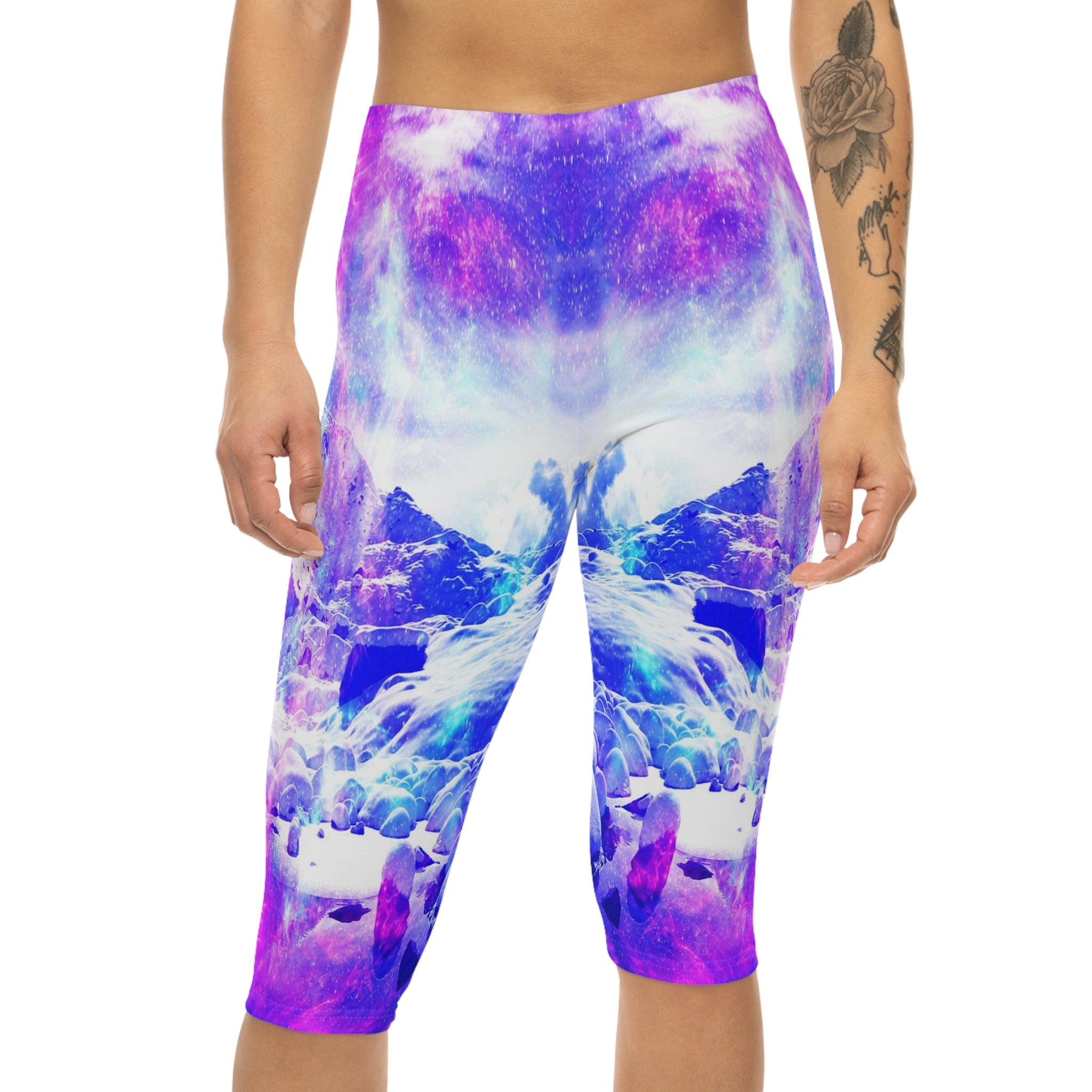 Amethyst Yule Night Dreams Women's Capri Leggings