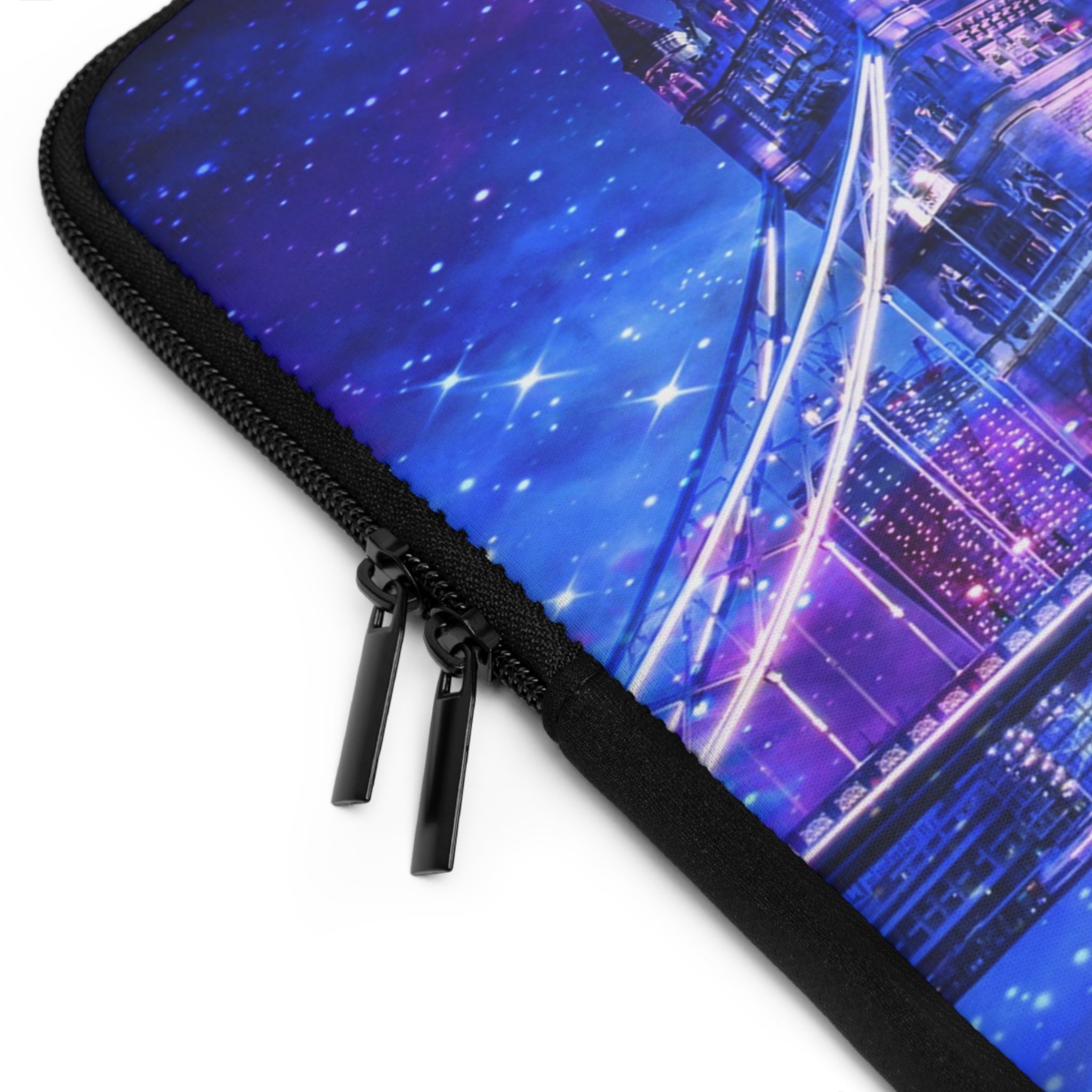 Lover's London Dreams Laptop Sleeve