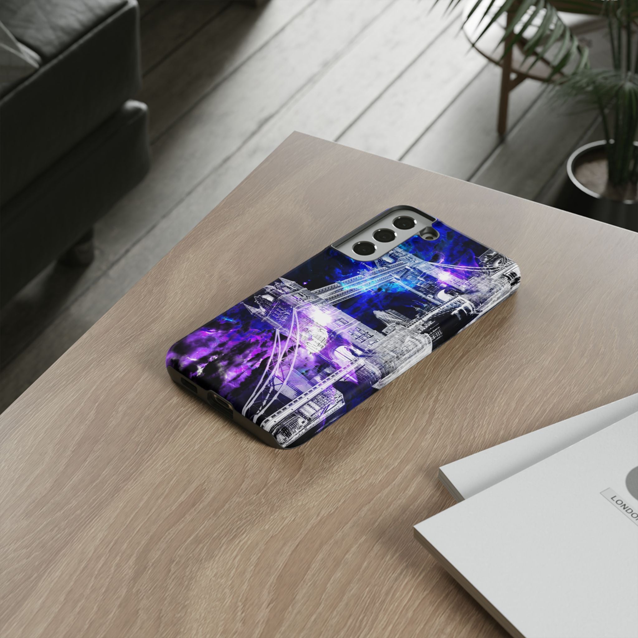 Ad Amorem Amisi London Dreams Tough Phone Cases