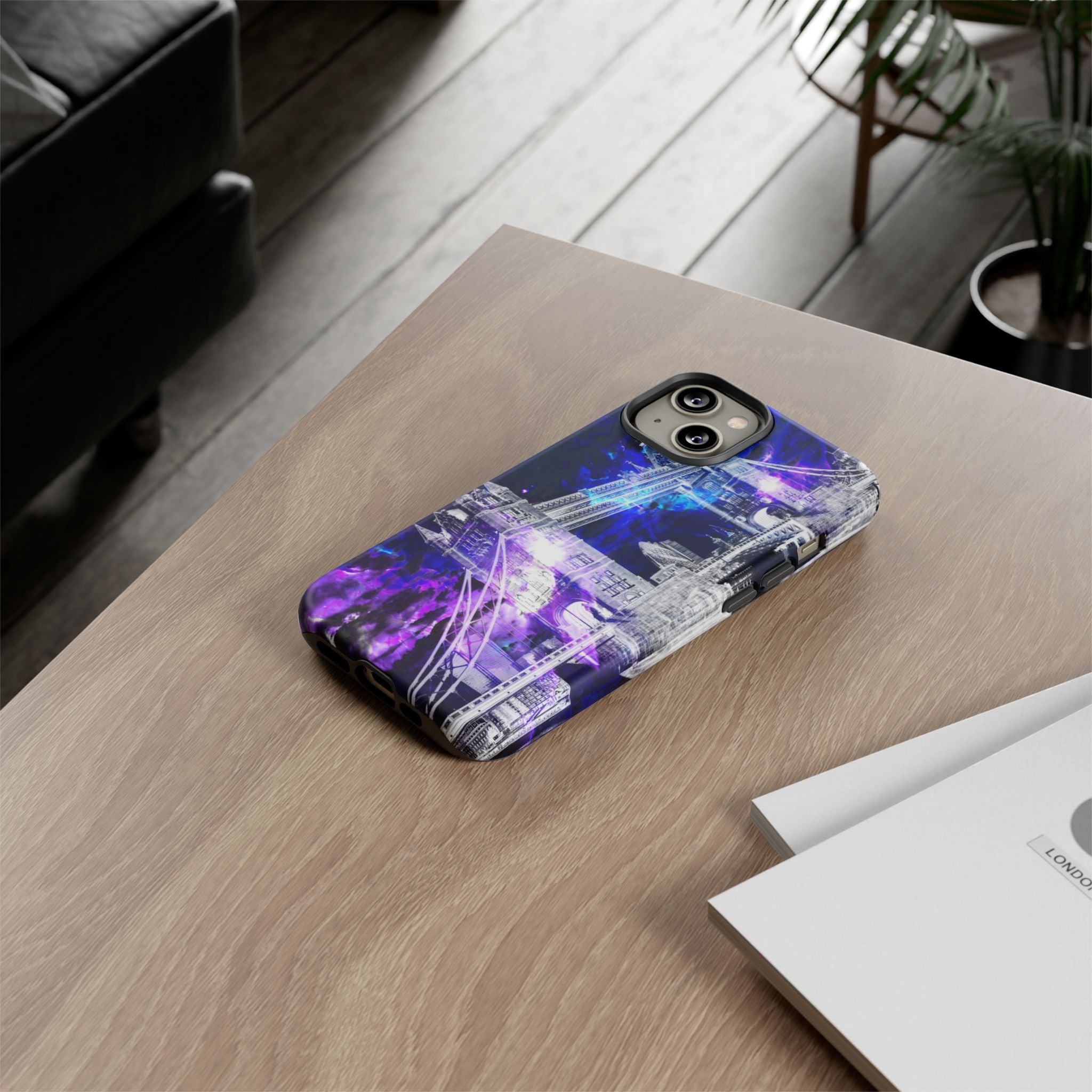 Ad Amorem Amisi London Dreams Tough Phone Cases