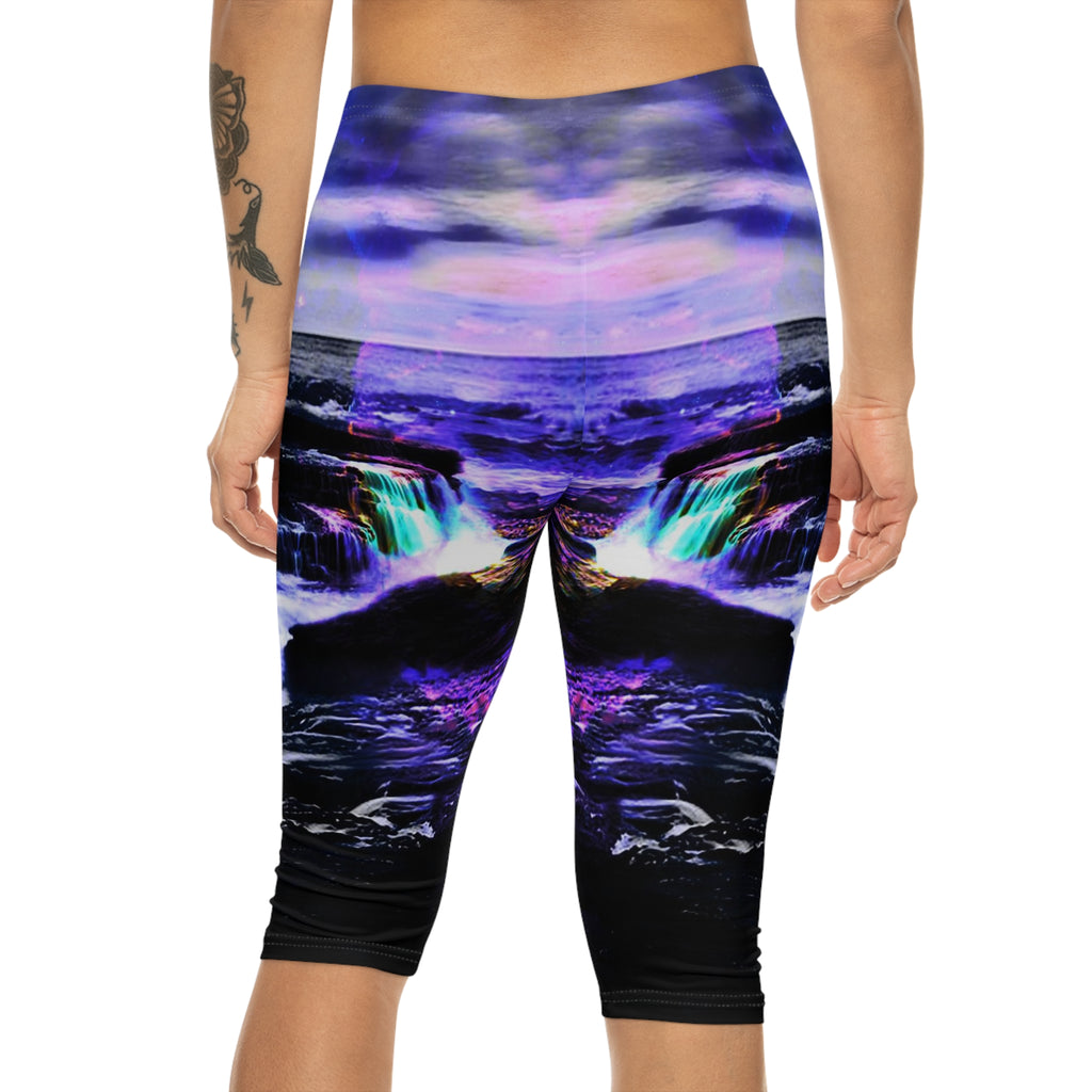 Ad Amorem Amisi Majical Sea Dreams Women’s Capri Leggings
