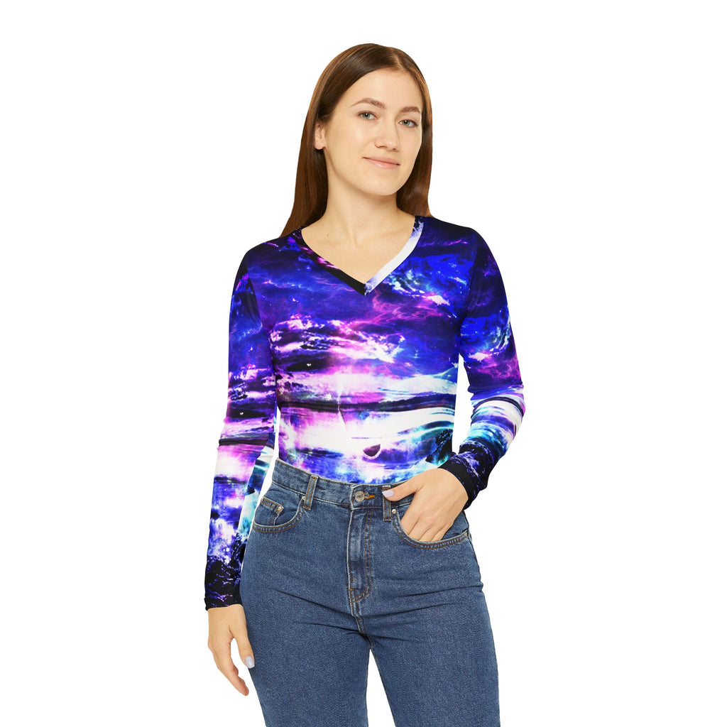 Amethyst Dancing Sea Dreams  Women's Long Sleeve V-neck Shirt