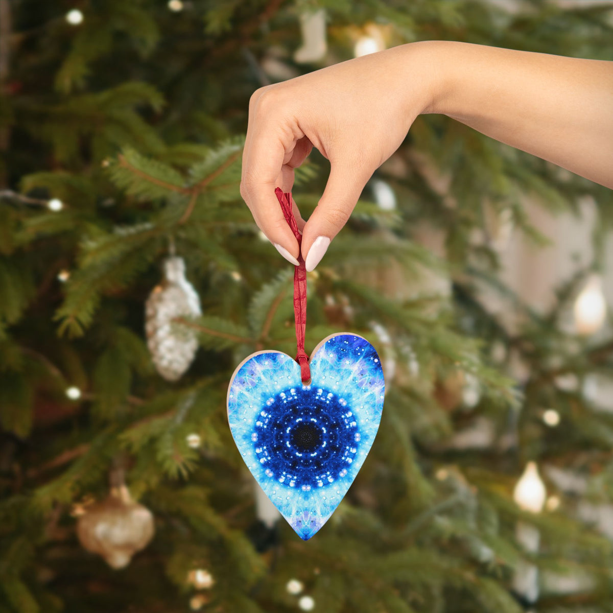 Katerina's Noel Nouvelet Desires Wooden Ornaments